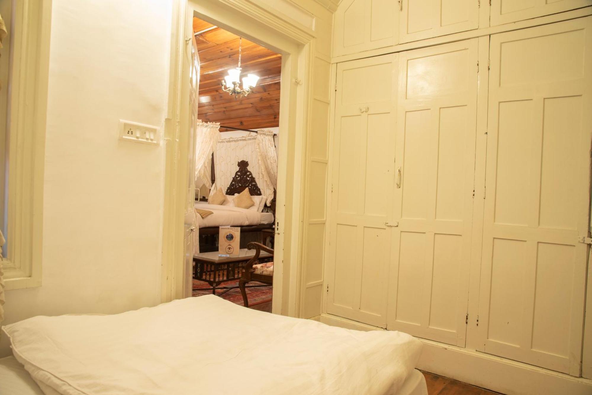 Shimla British Resort Екстериор снимка