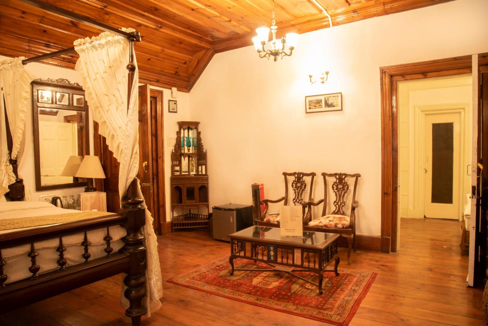 Shimla British Resort Екстериор снимка