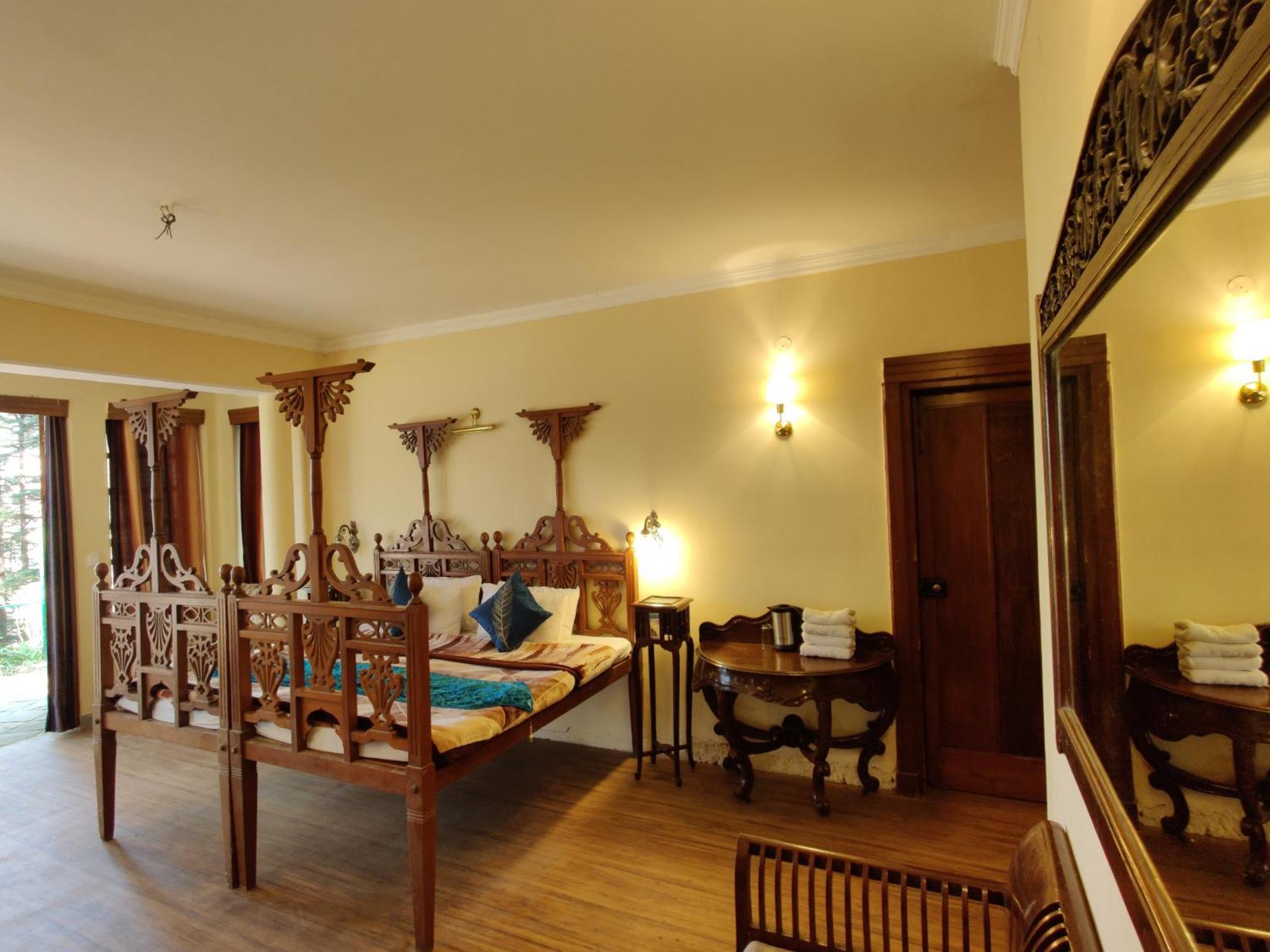 Shimla British Resort Екстериор снимка
