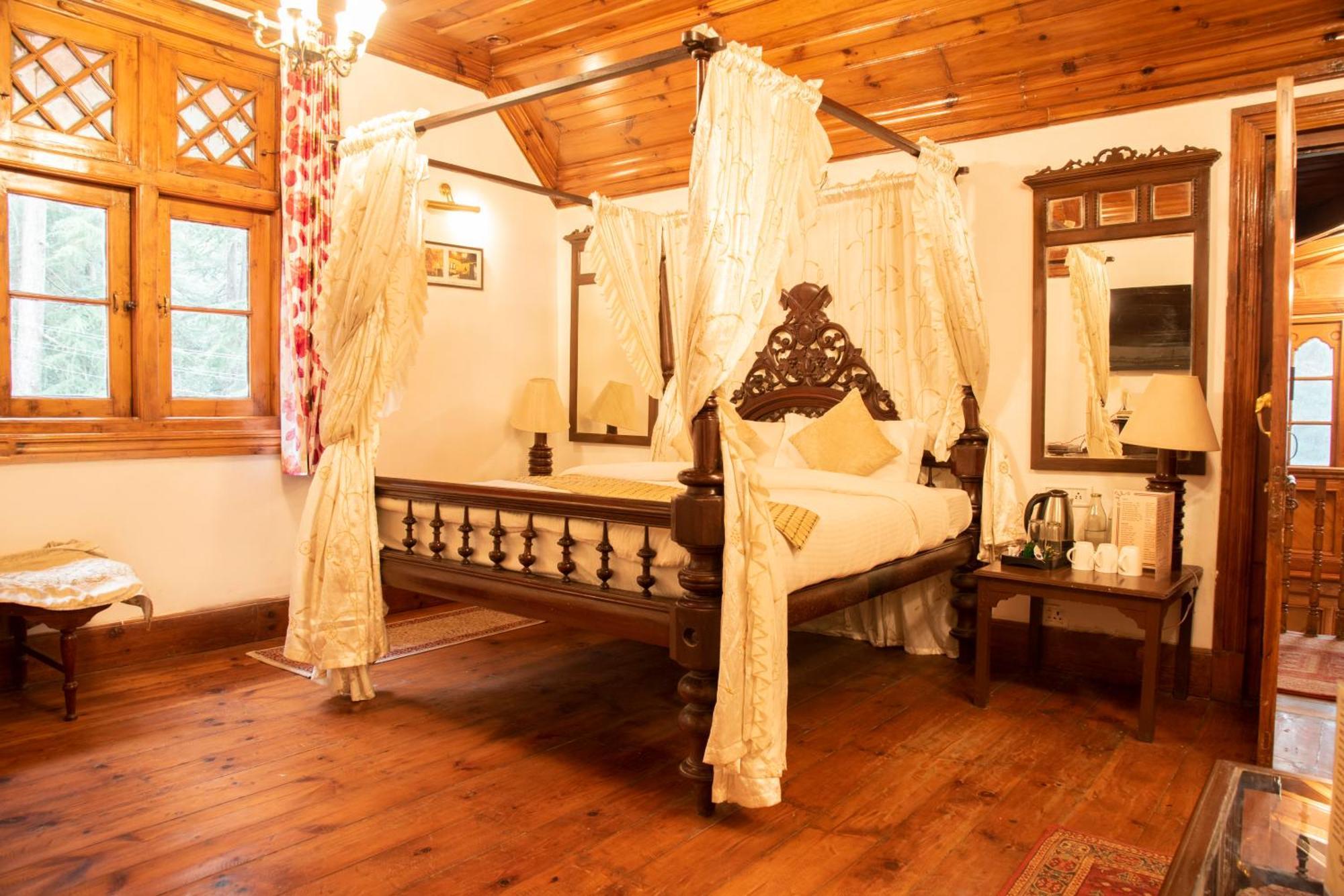 Shimla British Resort Екстериор снимка