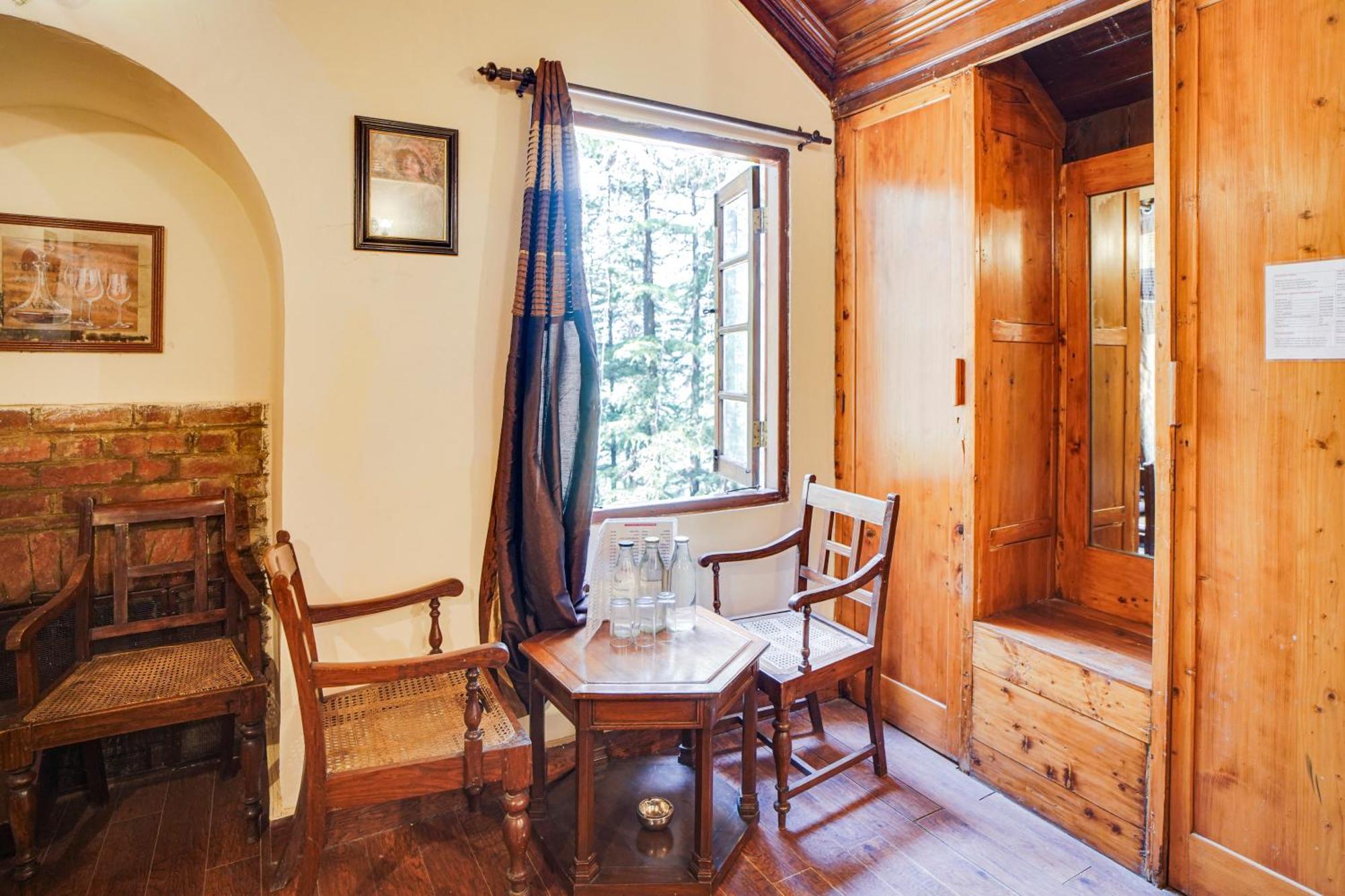Shimla British Resort Екстериор снимка